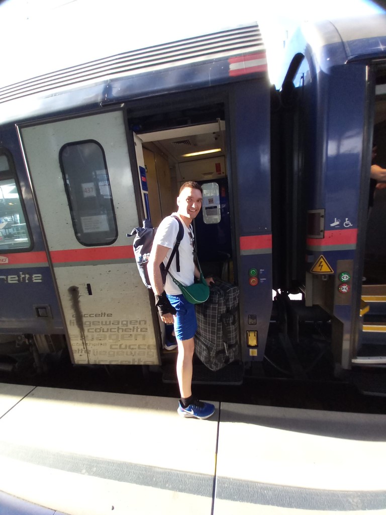 Boarding the night train from Vienna to Brussels